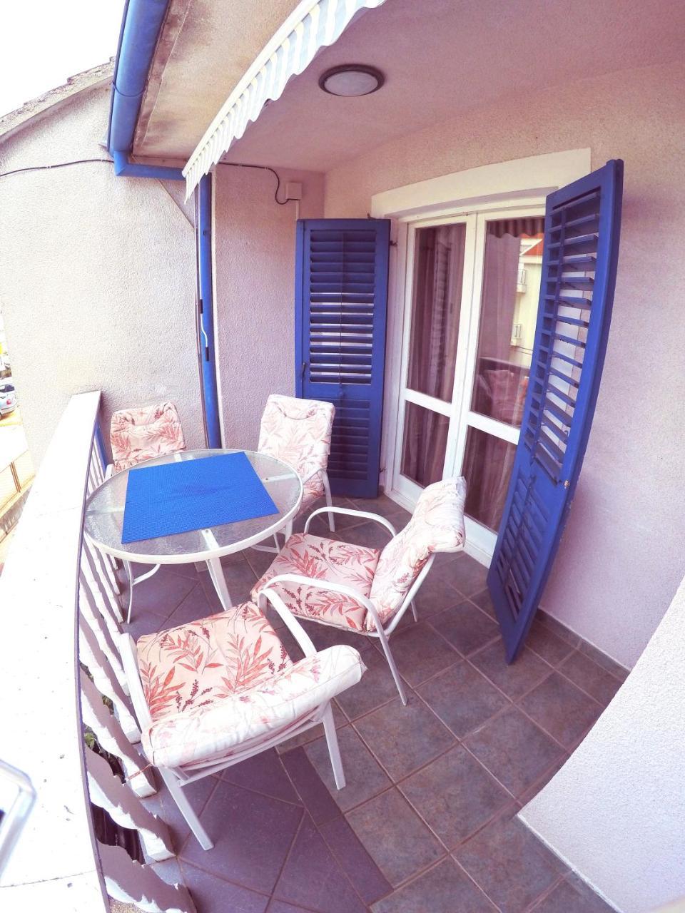 Blue City Apartment'S Repic Biograd Na Moru Exterior foto