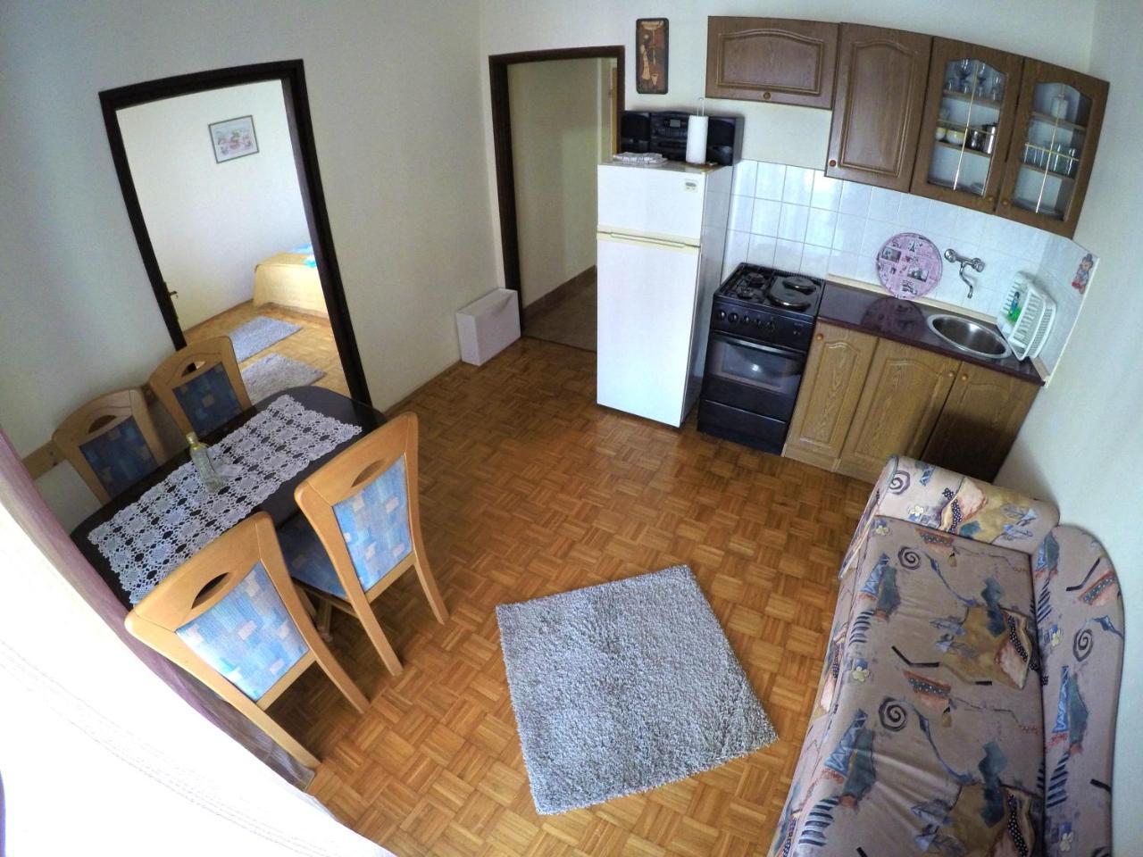 Blue City Apartment'S Repic Biograd Na Moru Exterior foto
